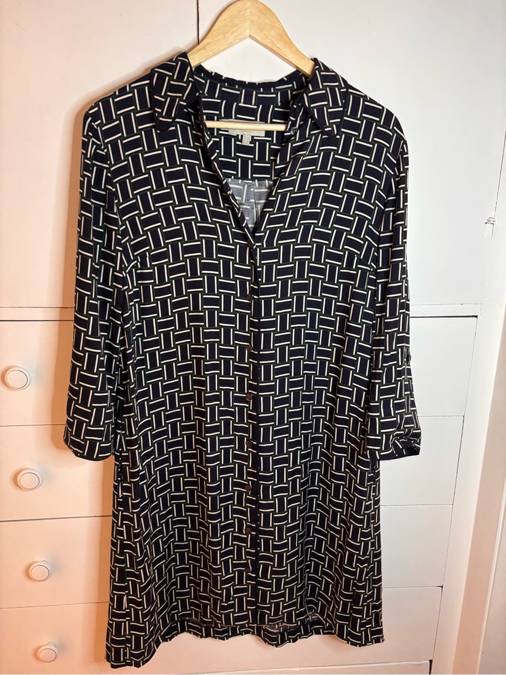 HOBBS of London Navy & White Geometric Button-Front Tunic Dress - Picture 4 of 9